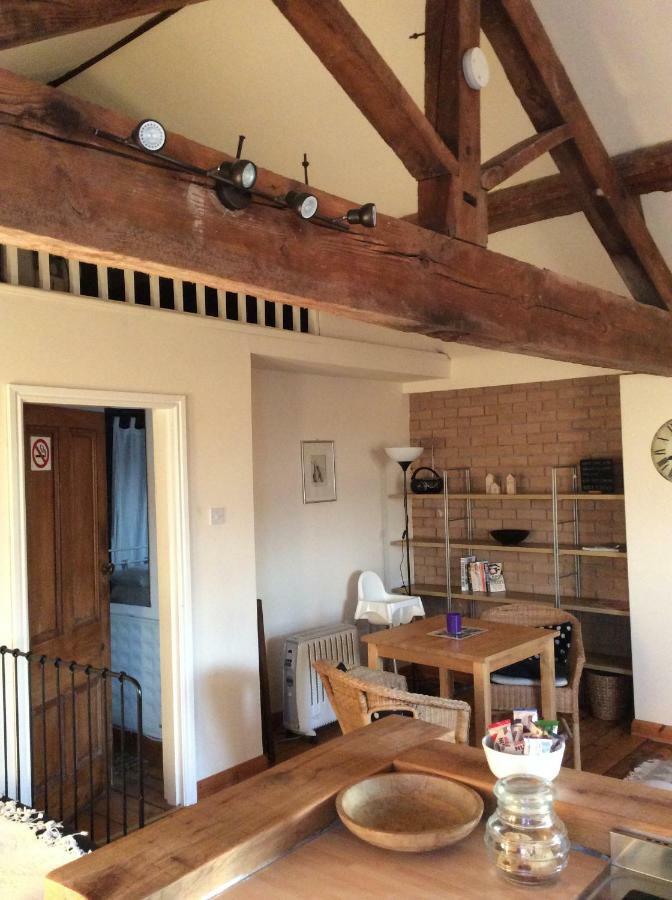 The Barn Bed And Breakfast Hale  Ngoại thất bức ảnh
